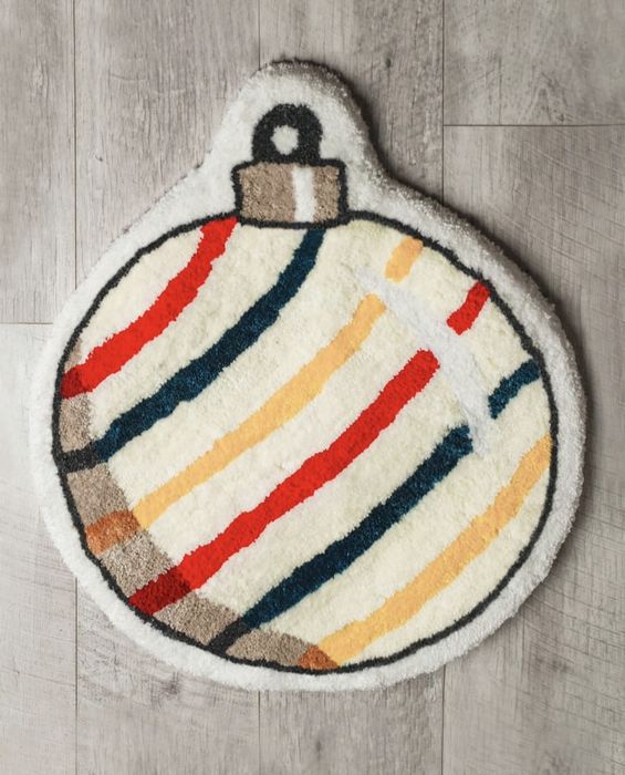 Уникално коледно килимче