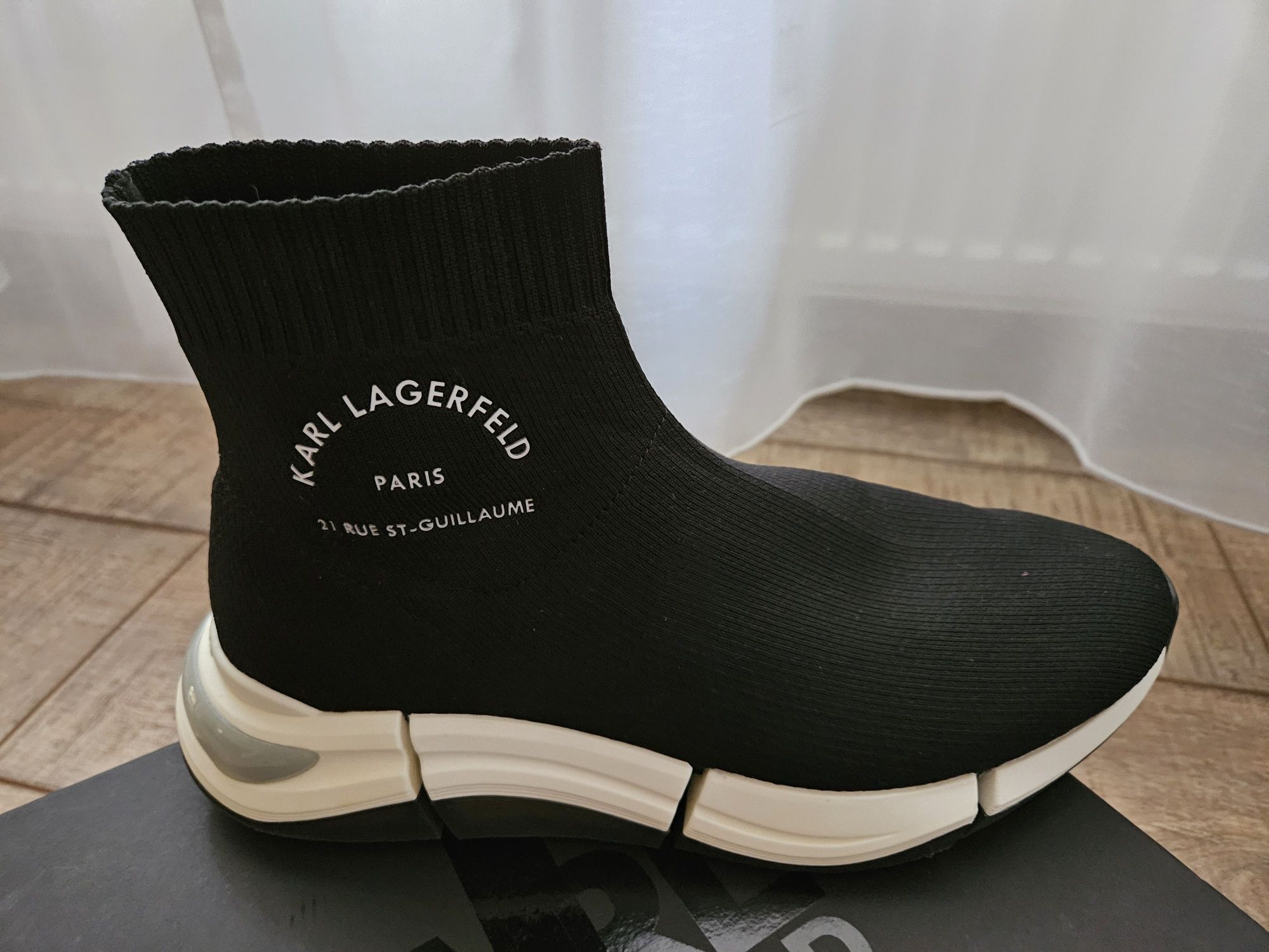 Pantofi Karl Lagerfeld