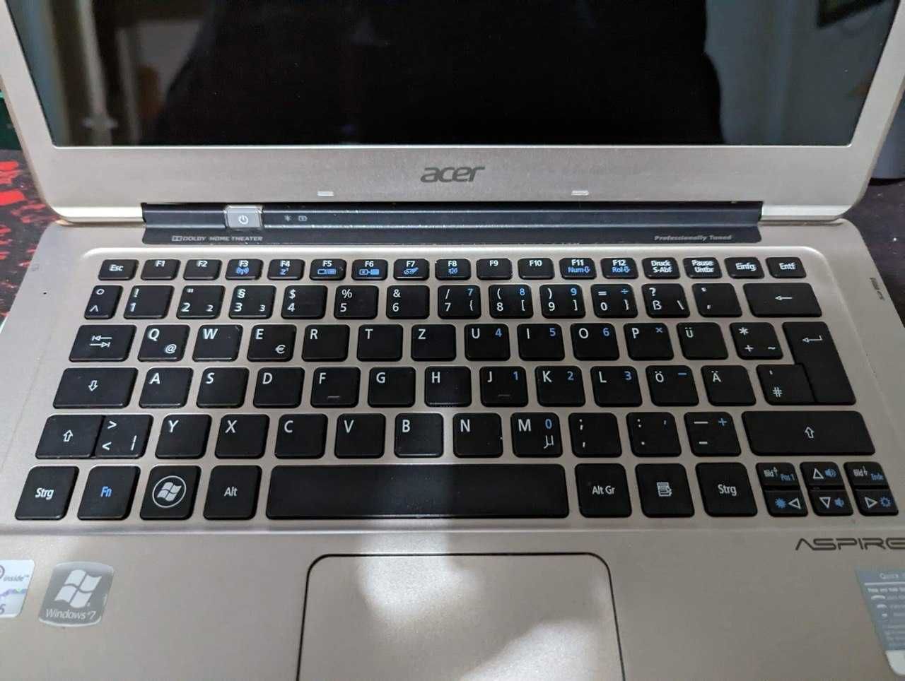 Leptop  Ultrabook Acer 13.3" Inci