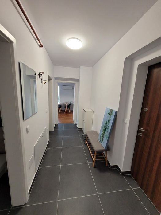 Apartament modern cu 2 camere, parcare subterană și priveliște superbă