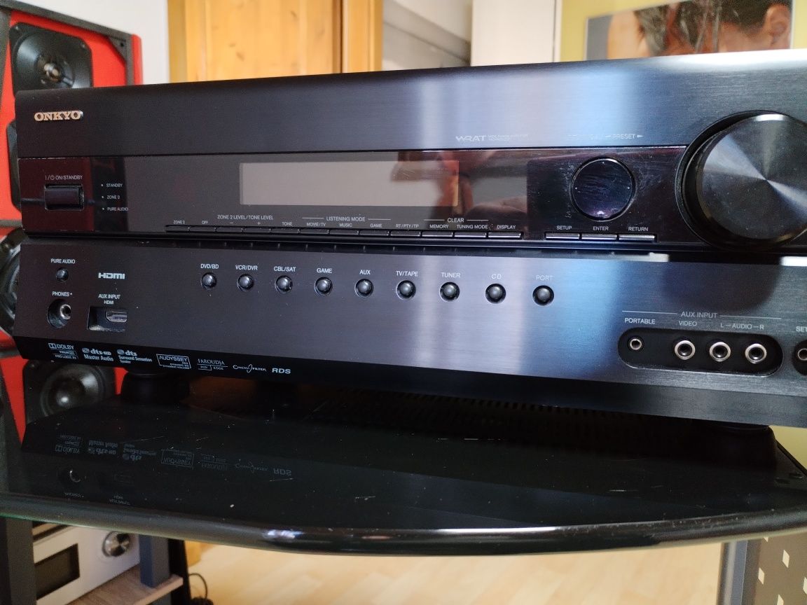 Vând 7.1 de la onkyo