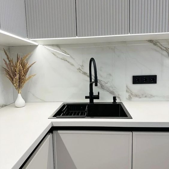 Черная нержавейка мойка кухонный