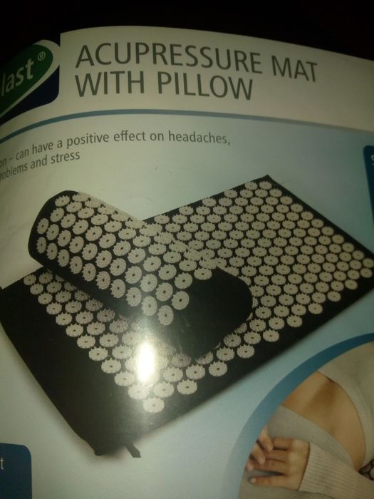 Постелка за акупресура, с възглавница/ново!
