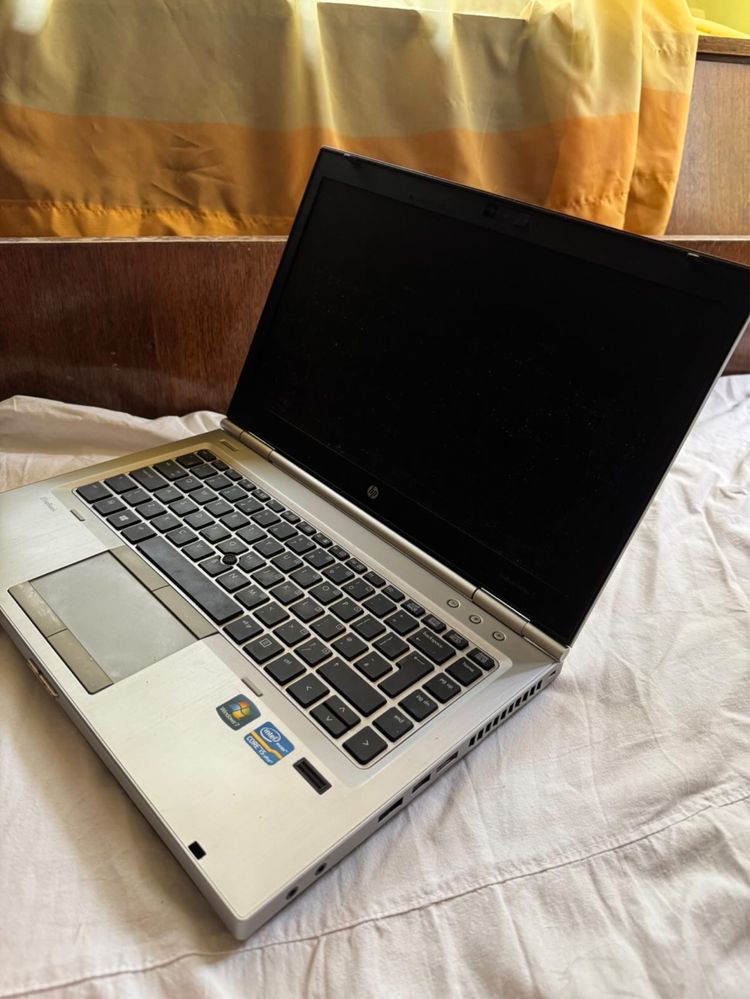 Лаптоп HP Elitebook 8470p I5 3360M
