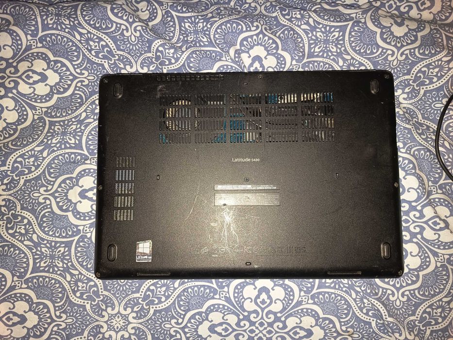 Laptop Dell Latitude 5480, Core i5 7200u, 8gb ddr4, tastatura luminata