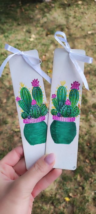 Книгоразделители