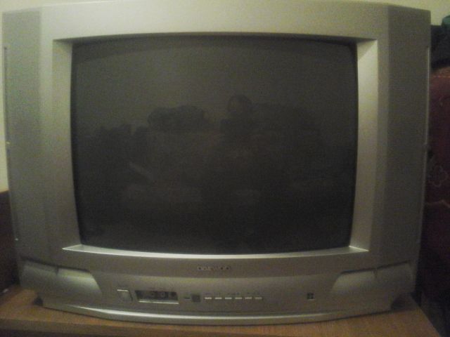 Продам телевизор.
