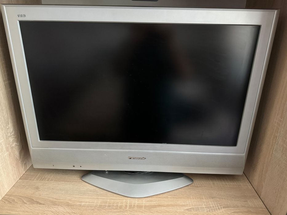 TV Panasonic Viera  80 cm