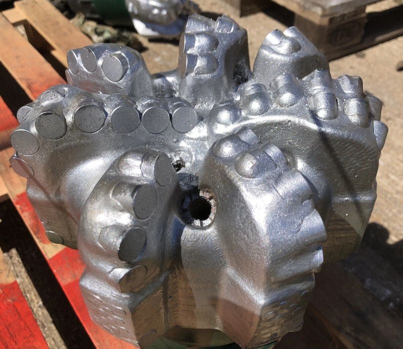 Sapa foraj pdc 8 1/2 (220mm)