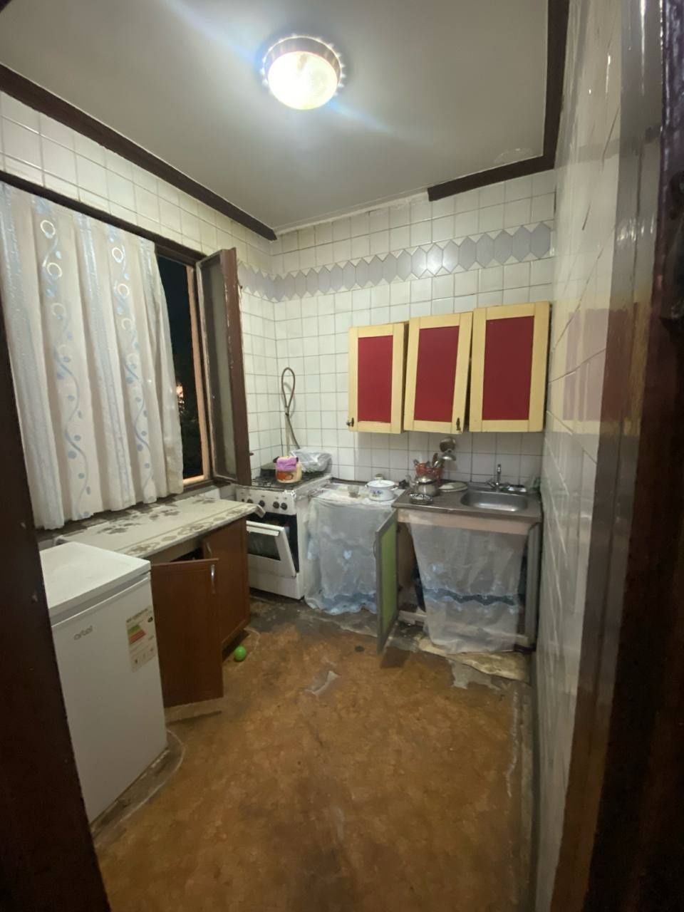 Продаётся квартира Чиланзар 21 квартал 2/2/4 панель