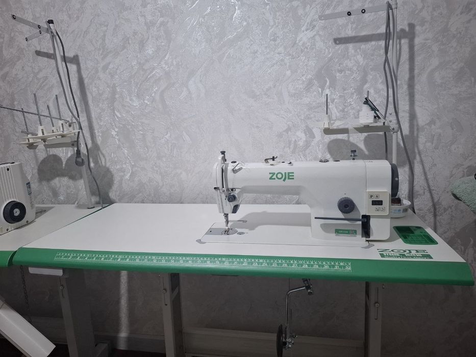 Продаётся швейные машины,  ZOJE прямая строчка и оверлог (новые).