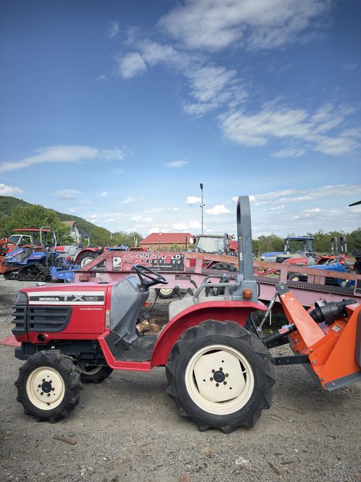 Tractor japonez Honda Kubota 16 cp cu Tocatoare