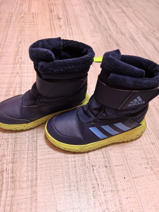 Уникални боти Adidas и Kander