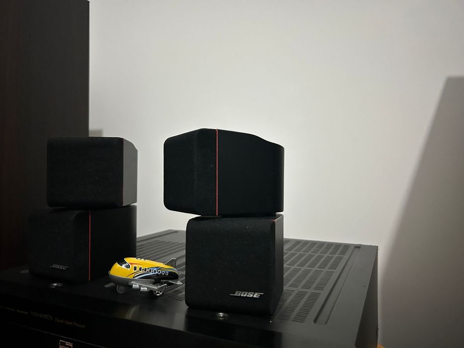 Sateliti surround Hi-Fi BOSE Cube Lifestyle Acoustimass Home Theater