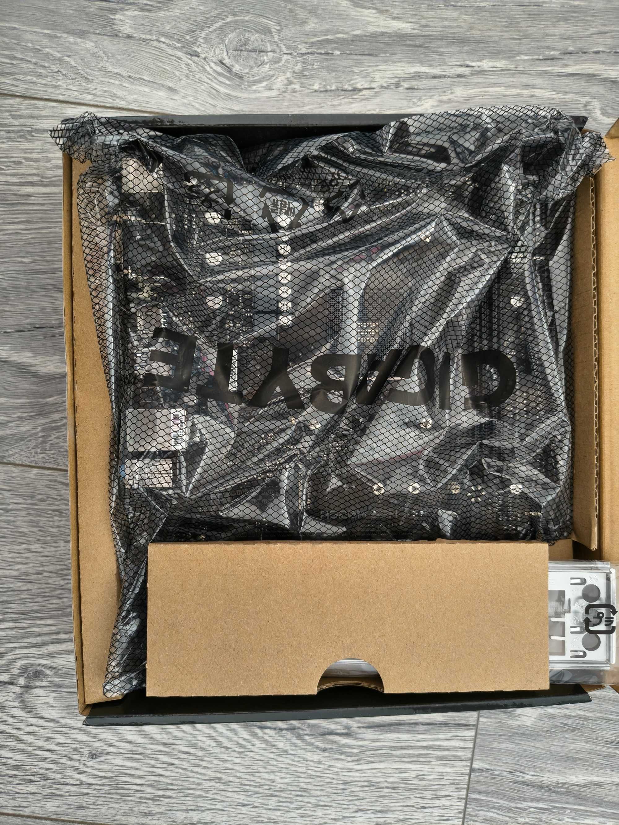 Дъно GIGABYTE A520M S2H – сокет AM4