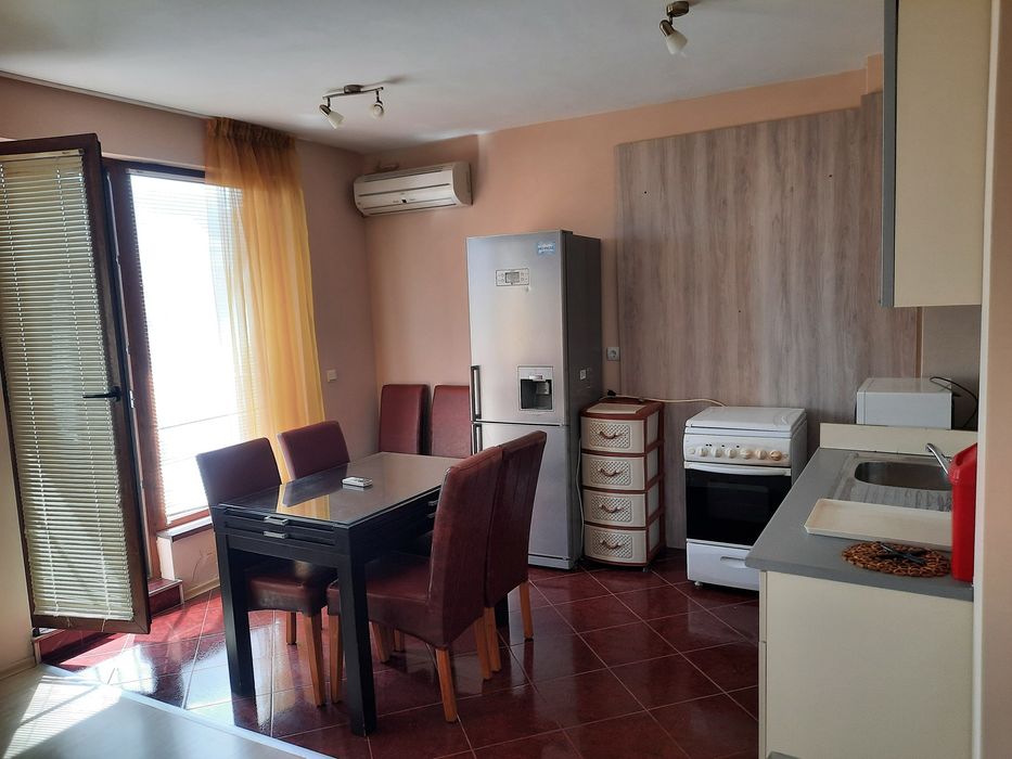 Тристаен апартамент в кв.Аспарухово