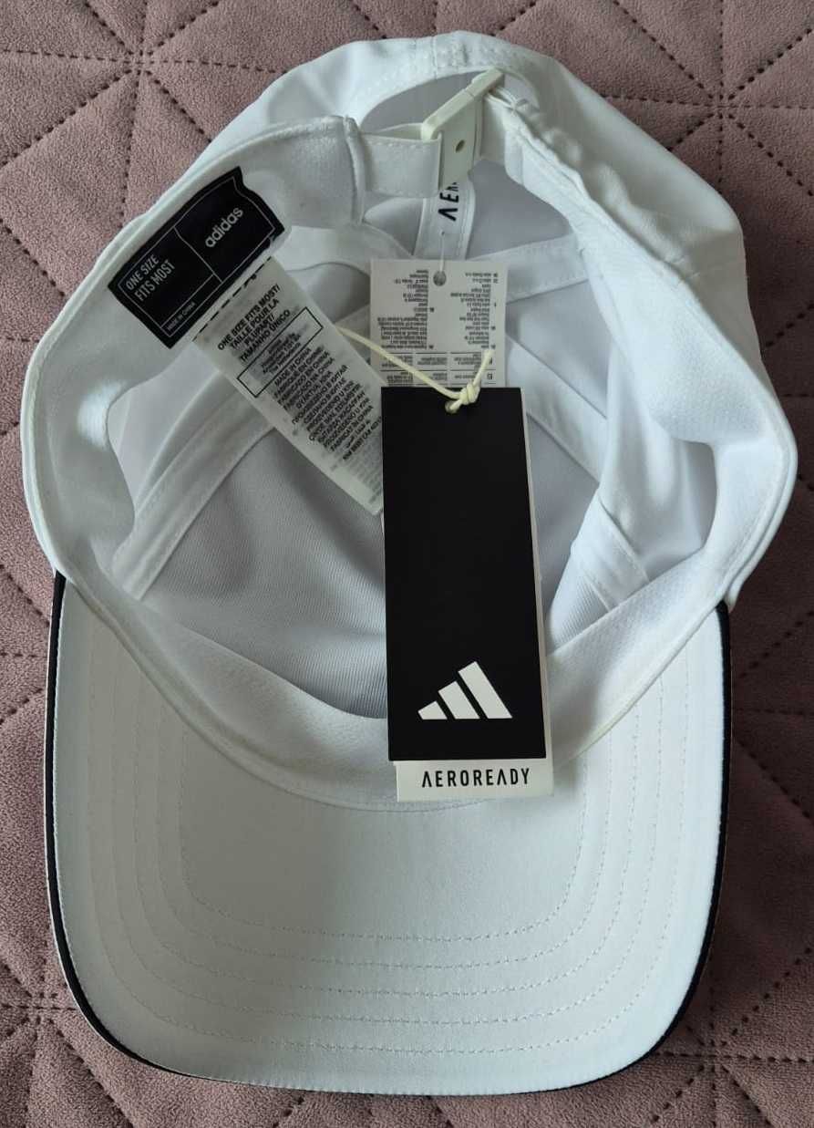 Sapca Adidas noua