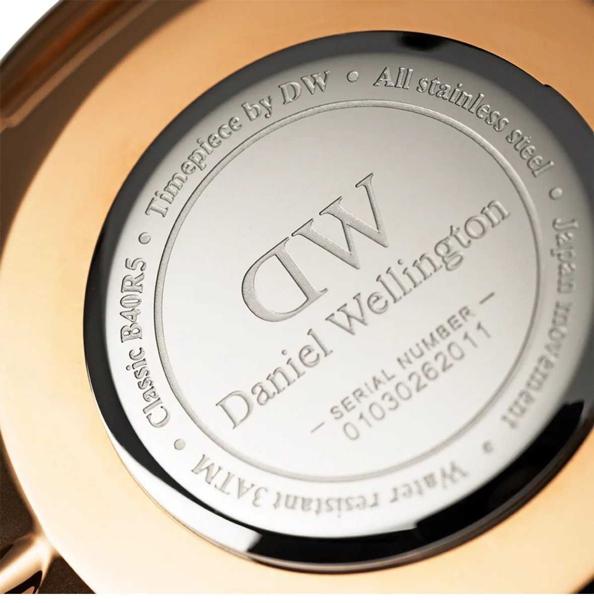 Продаются часы от шведского бренда Daniel Wellington!