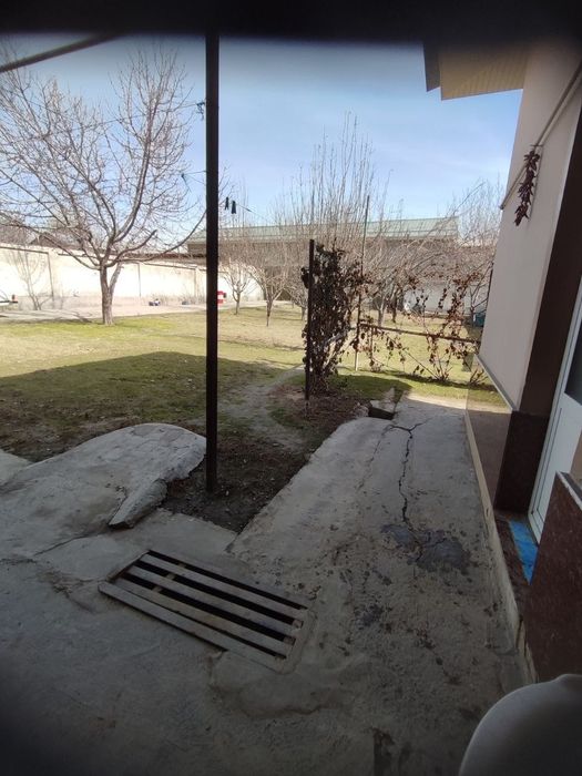 Срочно. 8 соток земли с небольшой домом в Хасанбой махалле за 215.000