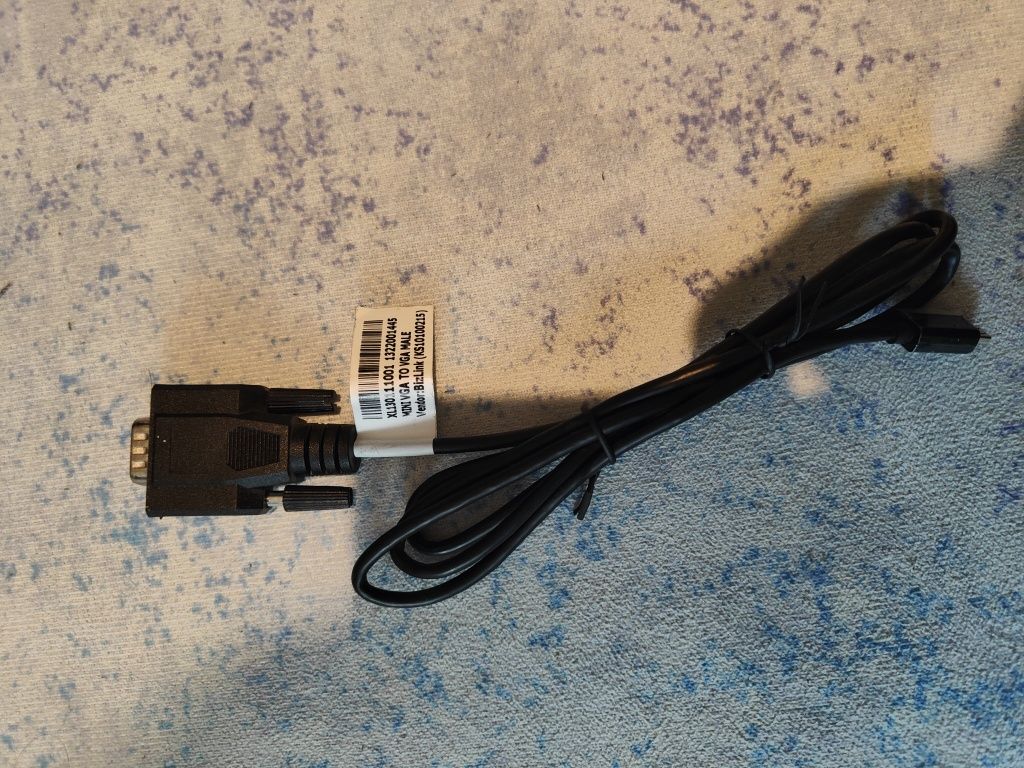 Cablu mini vga to vga