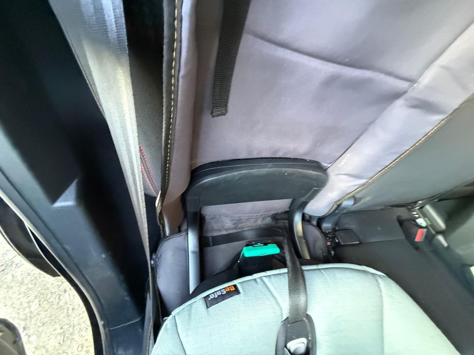 Scaun auto pentru copii BeSafe Stretch, 6 luni - 7 ani