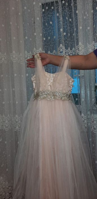 Платье на праздник