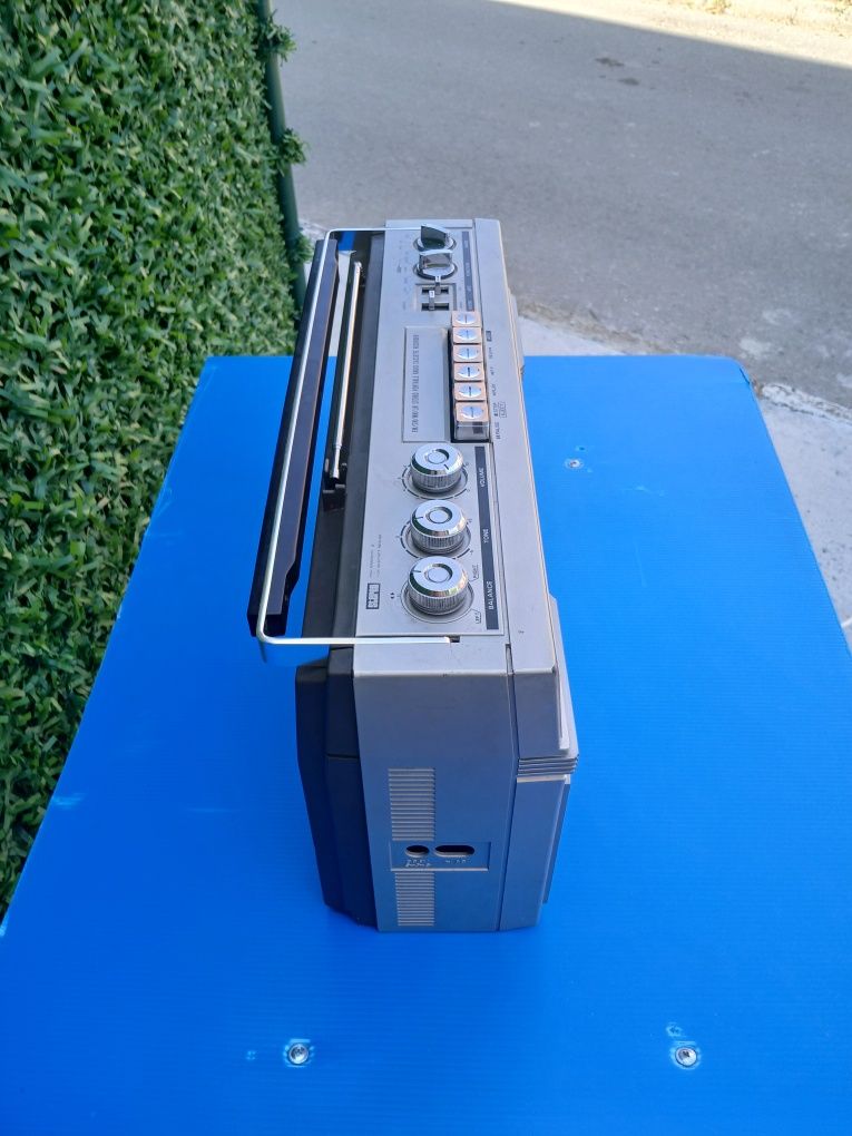Касетофон ( HITACHI TRK 7200E JAPAN)