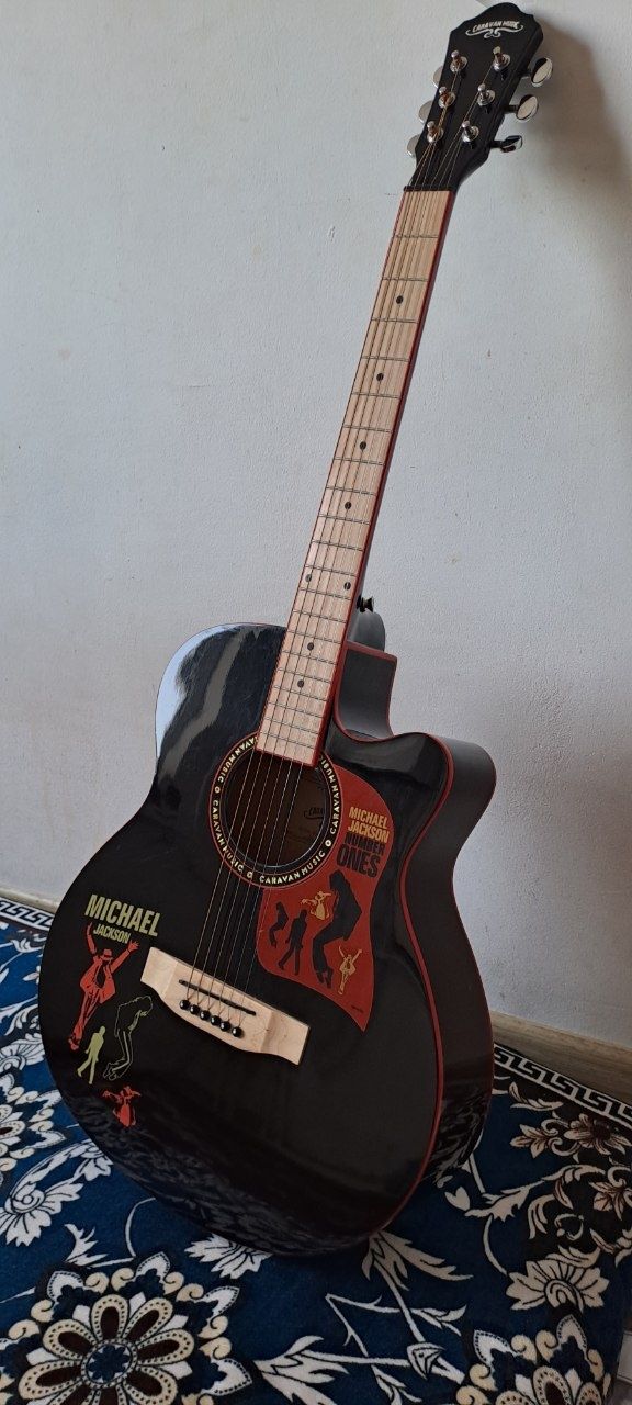 Gitara Sotiladi Akustik
