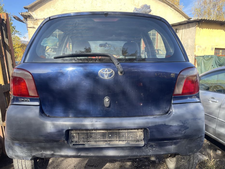 Заден капак стоп стопове за toyota yaris 99 - 05 г