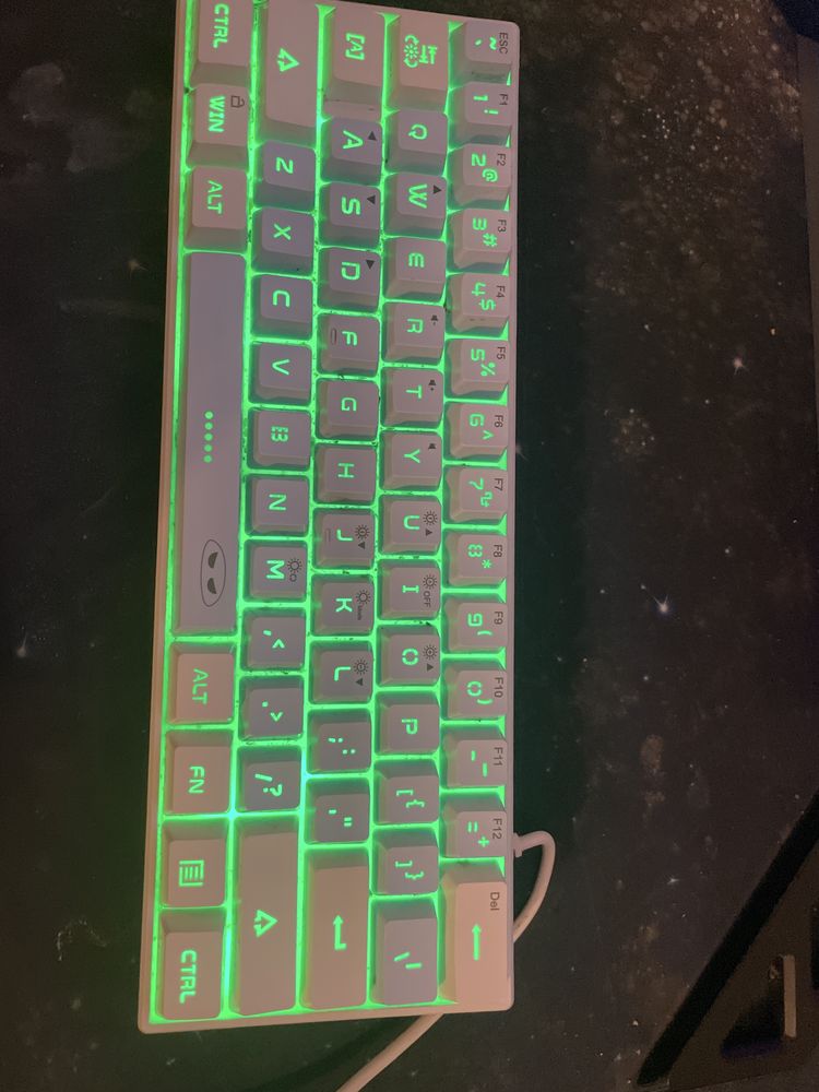 Tastatura mecanica gaming RBG