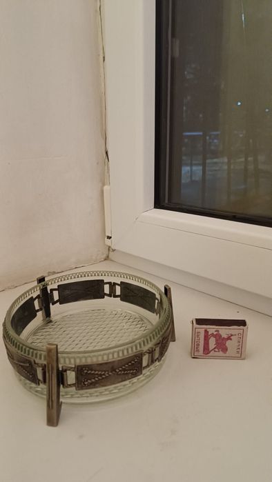 Продам вазочку б/у