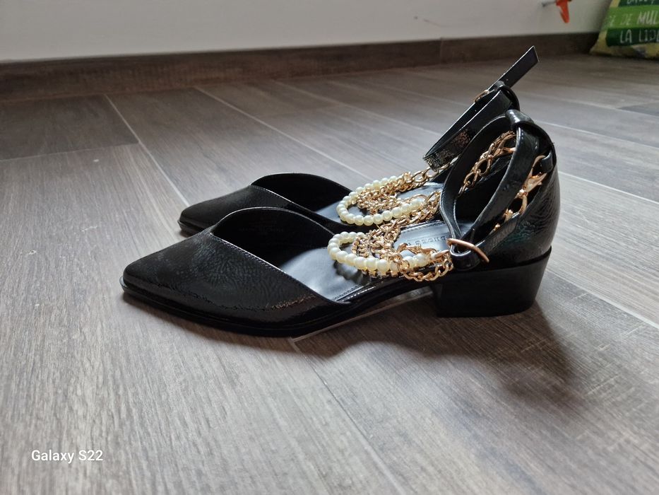 Pantofi asos marimea39