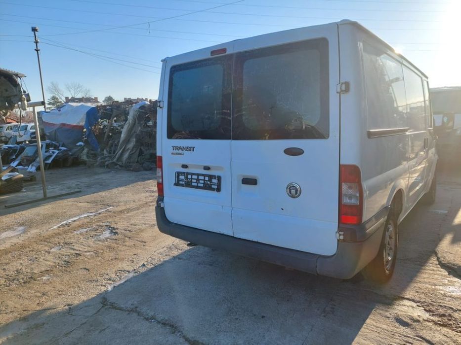 Dezmembram Ford Transit, an 2008, motor 2.2 TDCI tip P8FA
