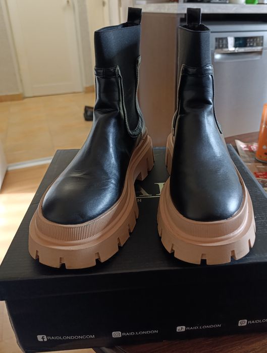 Дамски зимни боти RAID mod. GLOVIA!