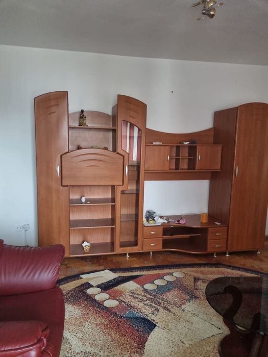 titlu:  Ocazie! Persoana fizica,vând apartament cu 3 camere, mobilat.