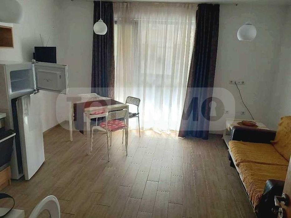 Продава се Двустаен апартамент в Варна, Общината - 62 кв.м за 3500 €/кв.м - Снимка #1