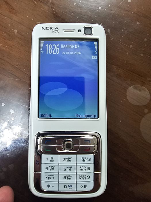 Nokia N73 в идеальном состоянии