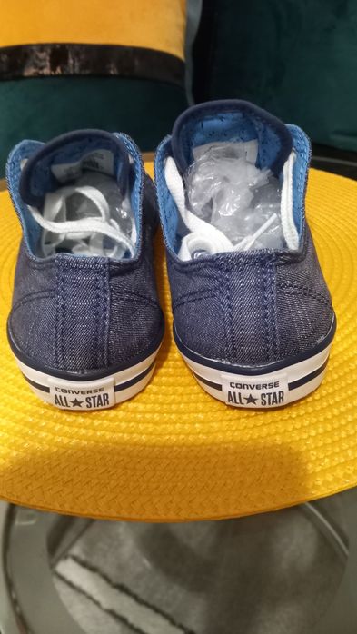 Converse nr 36 noi