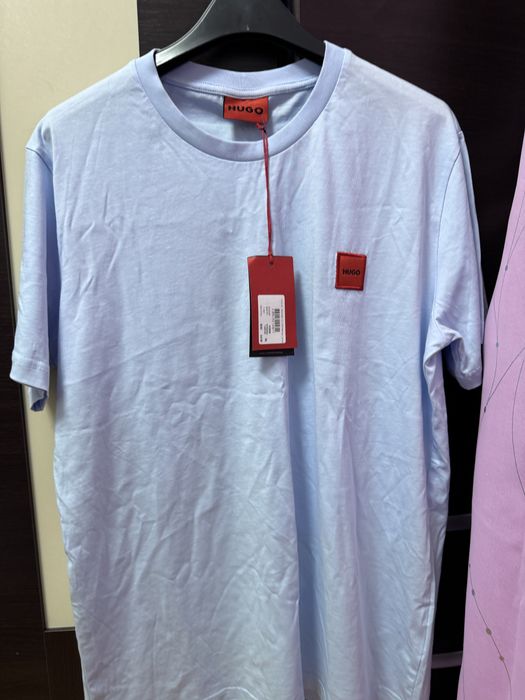Hugo tricou barbati