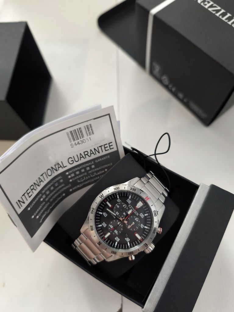 Часовник Citizen чисто нов в гаранция