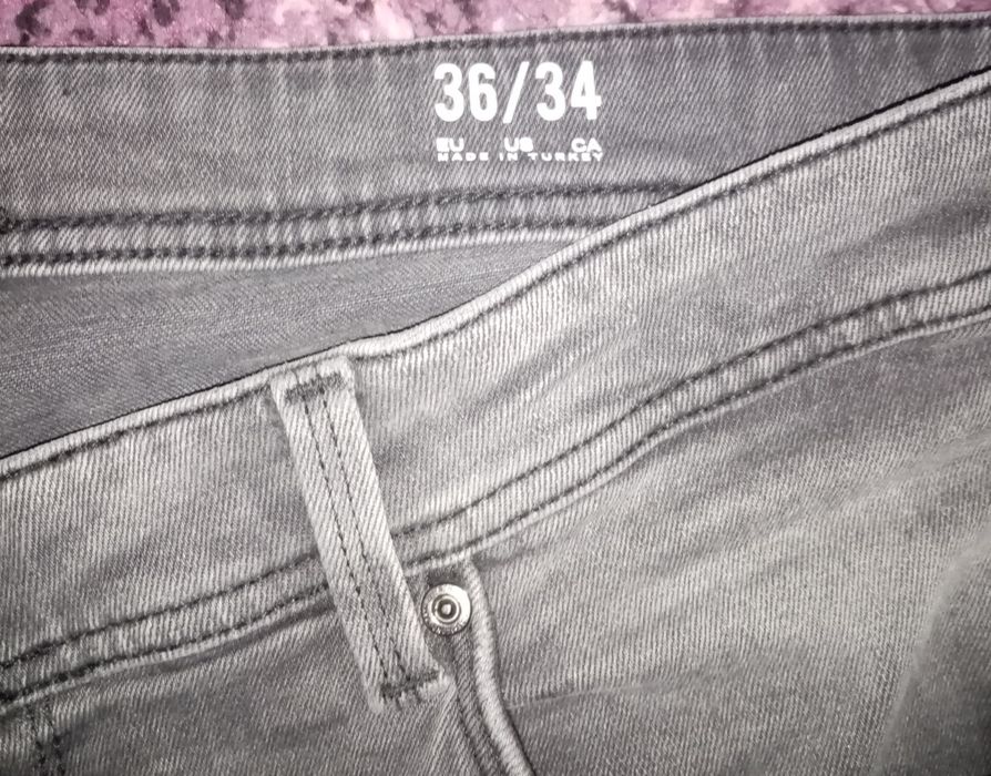 Blugi bărbați ,culoare gri închis, de calitate, mărimea 36