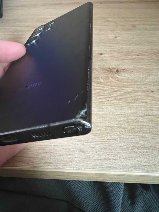 Vind Samsung S22 ULTRA  pentru PIESE