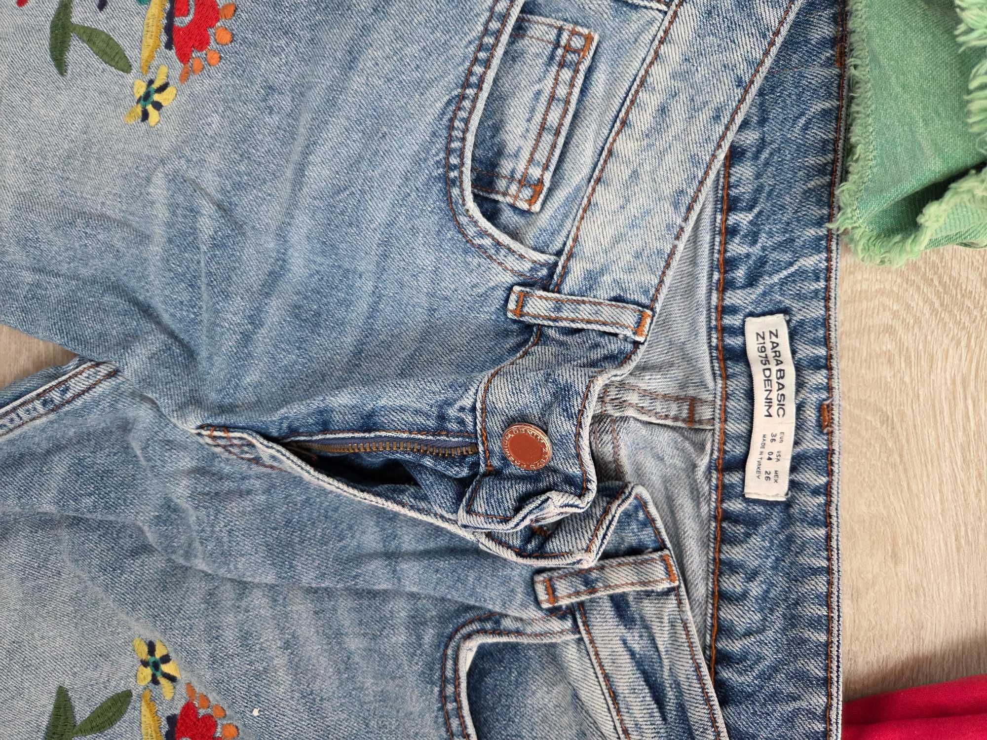 Дамски дънки Zara с бродерия
