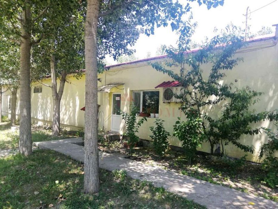 Продава се Промишлена сграда в Попово - 11094 кв.м за 301 €/кв.м - Снимка #1