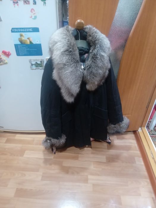 Парки с капюшон воротник натуральный