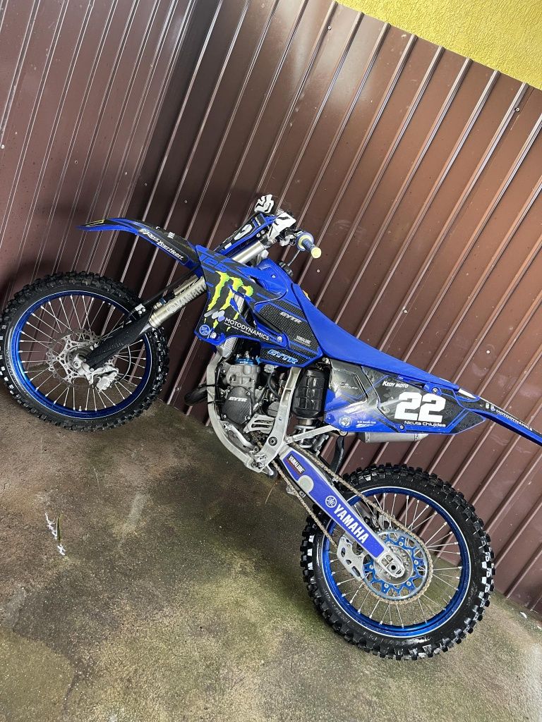 Yamaha yz 125[ktm,beta,sherco]