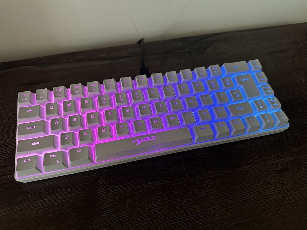 Tastatura HXSJ V200 (68 key RGB)