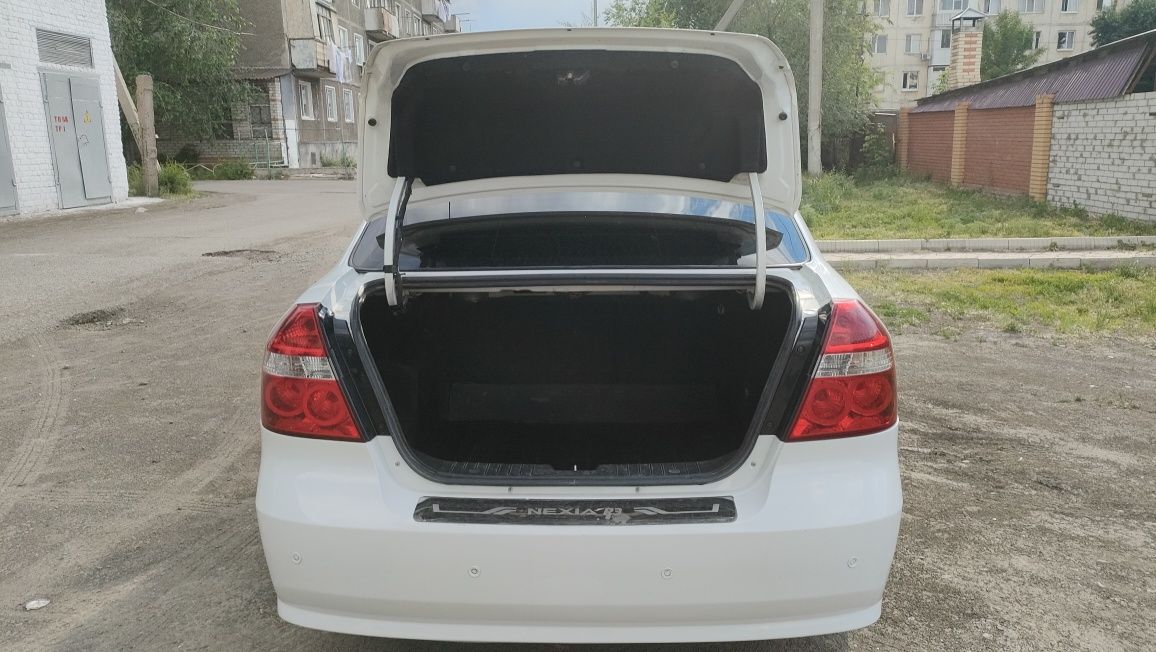 Продам Ravon r3 Нексии