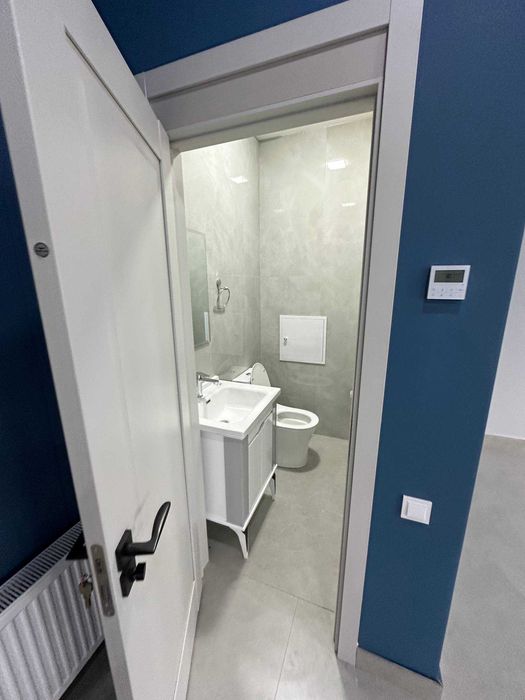 ORDER PLAZA’da 71 m² va 40 m² ofis ijaraga | Mebelsiz | Isitish bor