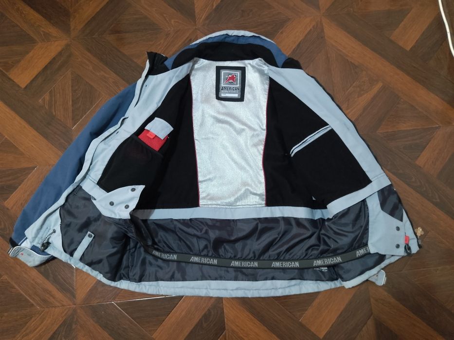 Vând geacă de iarnă (ski)